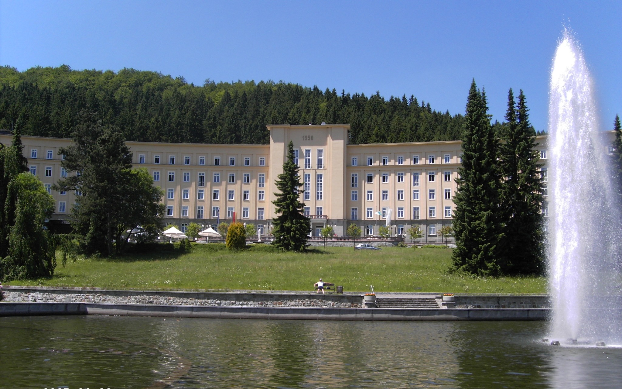 Sanierungen von Pflegestationen in den Kliniken Erlabrunn GmbH